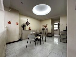 Llyn Gardens (D19), Terrace #584538141